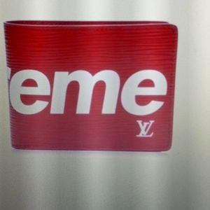 Louis Vuitton men Supreme wallets